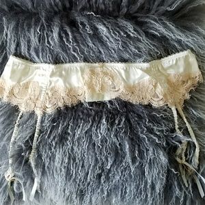 Badgley Mischka wedding Garter Belt Small